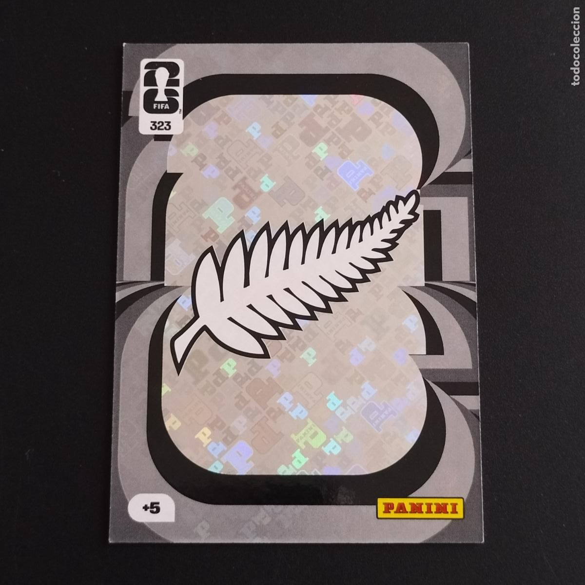 Cromos de F&uacute;tbol: 323 ESCUDO LOGO NUEVA ZELANDA CROMOS ADRENALYN XL MUNDIAL 26 2026 FIFA WORLD CUP PANINI