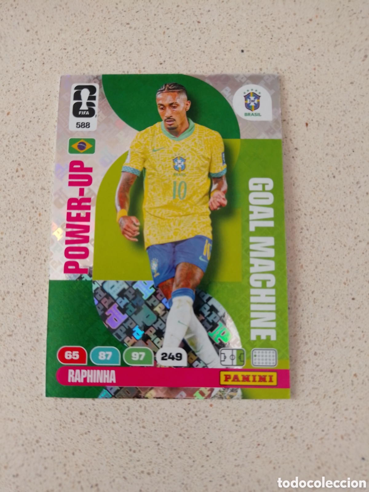 Cartes &agrave; collectionner de Football: CARTA POWER-UP N&Uacute;MERO 588 RAPHINHA BRASIL. ADRENALYN XL MUNDIAL 2026.