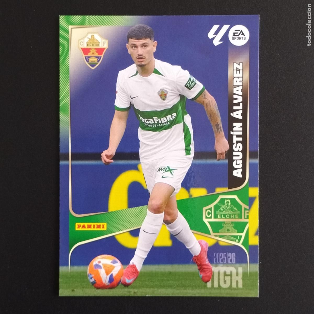 Fu&szlig;ball-Sticker: MGK 141 AGUSTIN ALVAREZ ELCHE CROMOS ALBUM MEGACRACKS LIGA FUTBOL 2025 2026 25 26