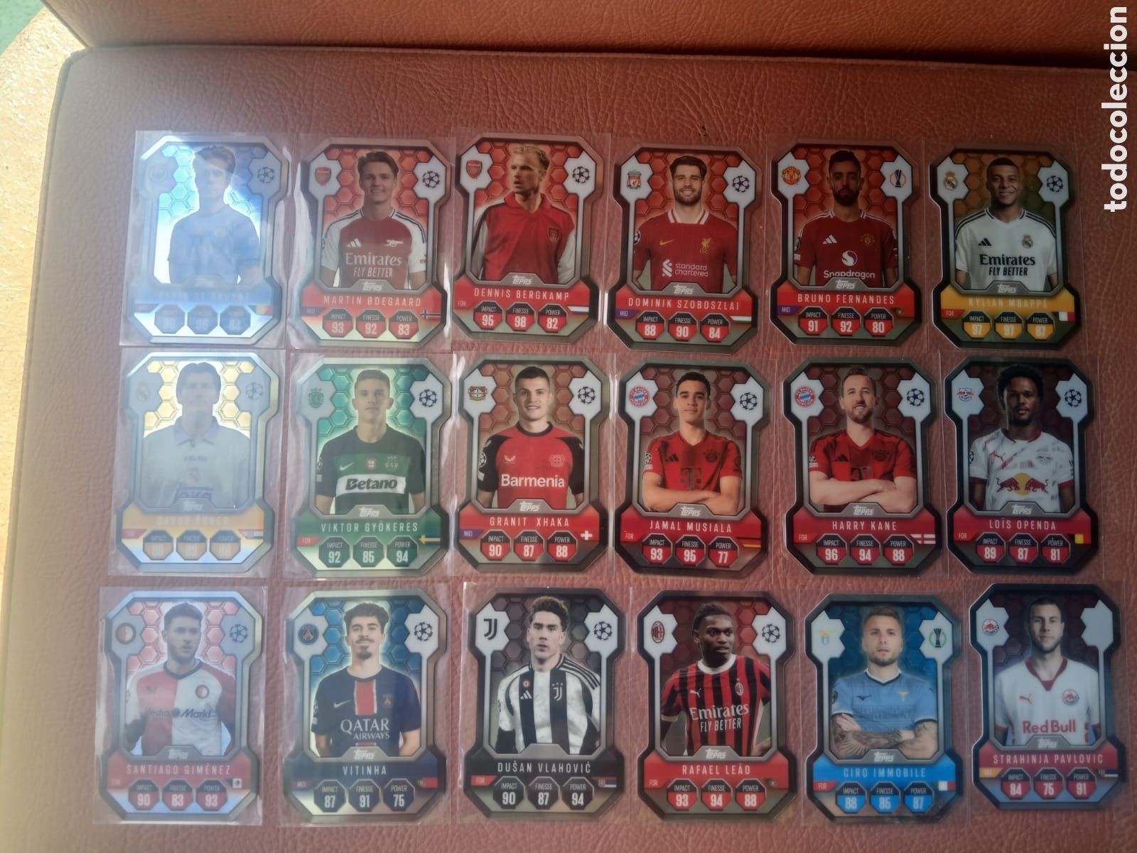 Cromos de F&uacute;tbol: TOPPS MATCH 24/25 . Lote completo de 18 CHROME PRO ELITE/ESCUDOS. SH1 K.DE BRUIME /SH2 ODEGAARD/SH3