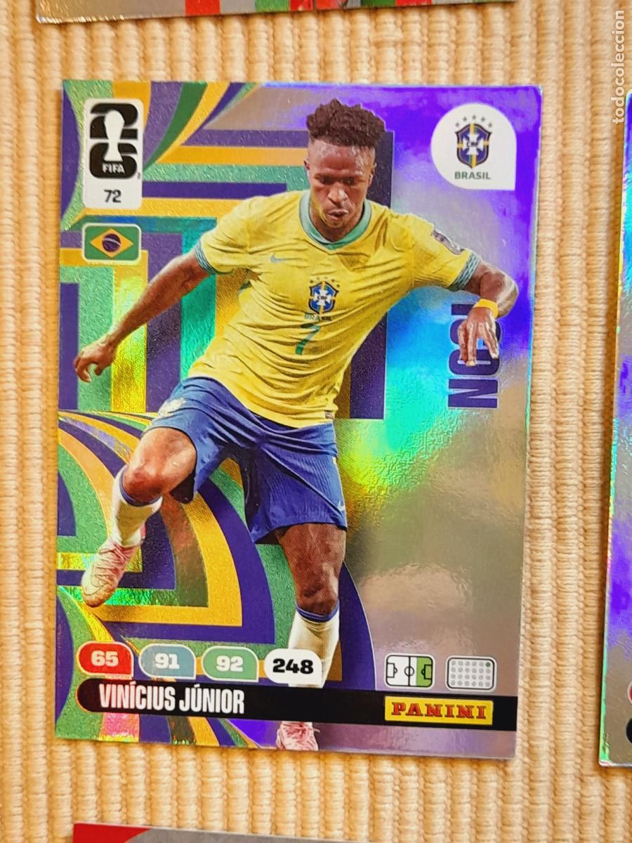 Cromos de F&uacute;tbol: CARD 72 VINICIUS JUNIOR (ICON) BRASIL. FIFA WORLD CUP 2026 ADRENALYN XL
