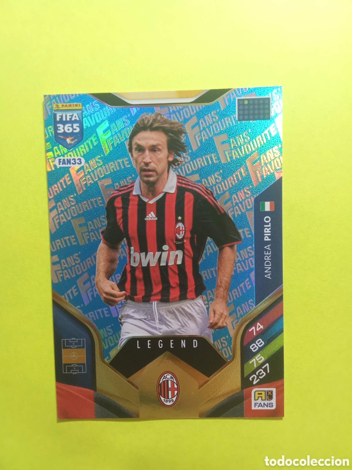 Figurine di Calcio: CROMO FAN 33 PIRLO LEGEND MILAN AZUL BLUE FAN FAVOURITE FIFA 365 2026 ADRENALYN 25-26
