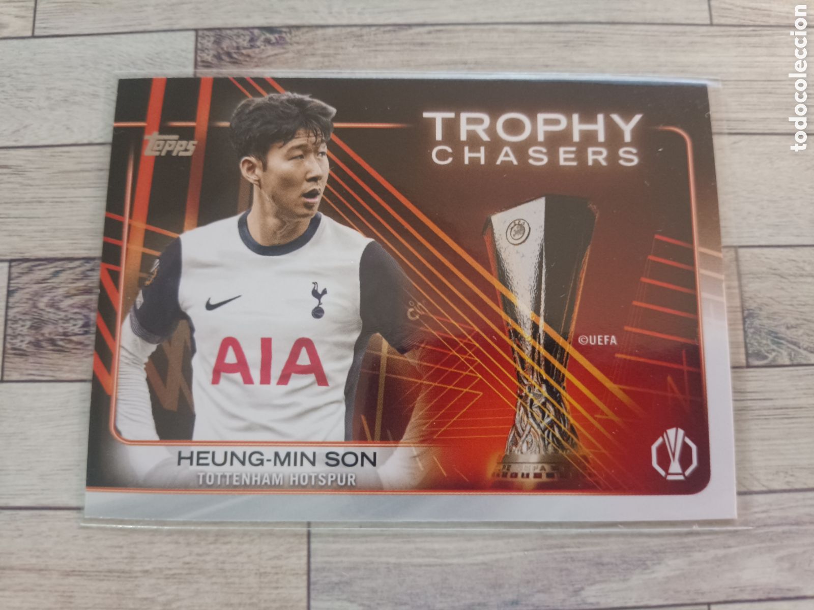 Cromos de F&uacute;tbol: HEUNG-MIN SON TROPHY CHASERS TOTTENHAM HOTSPUR INSERT TOPPS UCC FLASHIP 2024