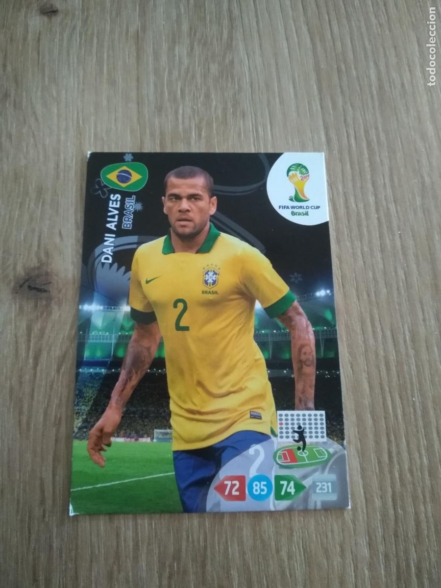 Figurine di Calcio: DANI ALVES BRASIL CROMO FUTBOL PANINI ADRENALYN MUNDIAL 2014 WORLD CUP COPA DEL MUNDO