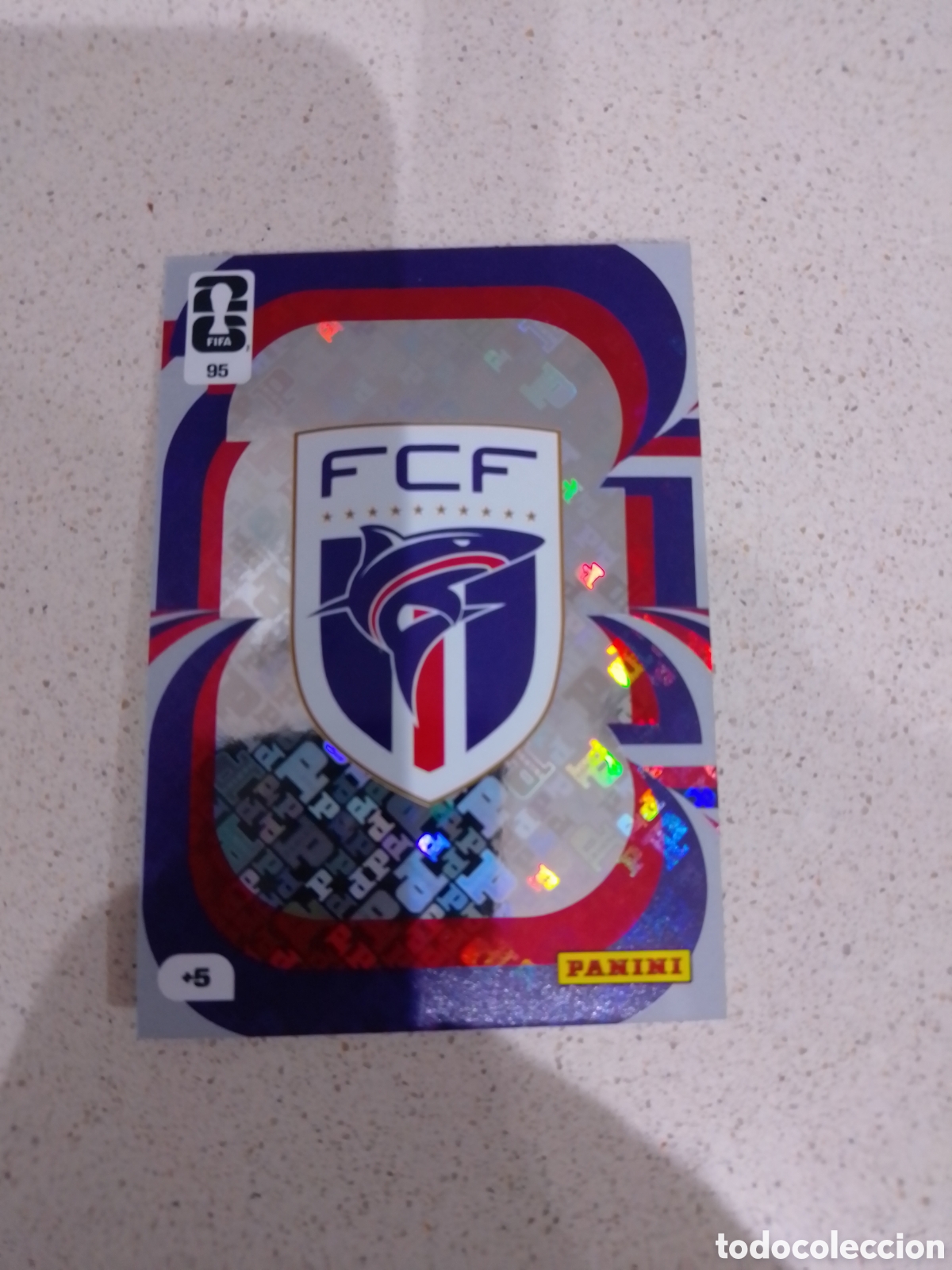 Cartes &agrave; collectionner de Football: CARTA N&Uacute;MERO 95 ESCUDO CABO VERDE. ADRENALYN XL MUNDIAL 2026.