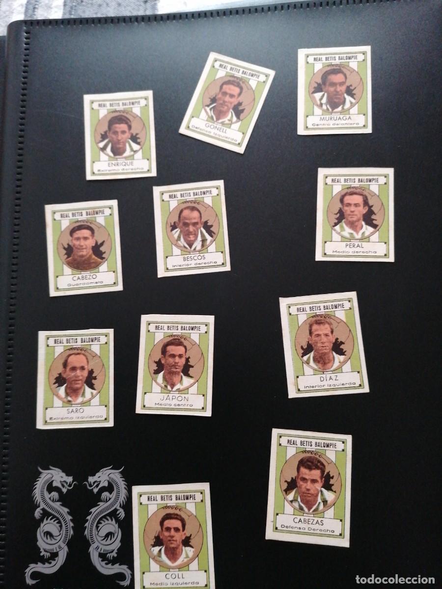 Cromos de F&uacute;tbol: Real betis casulleras sobre balon 1942-1943