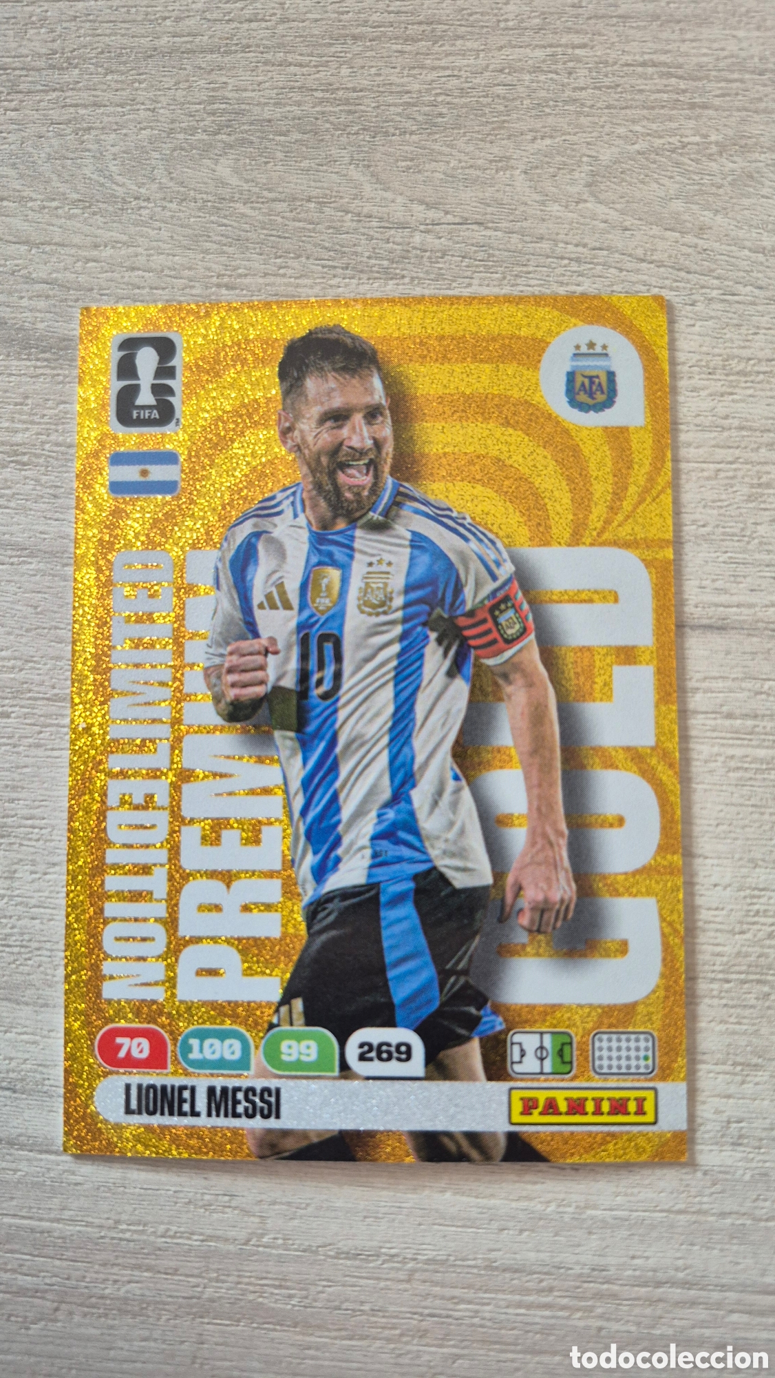 Cartes &agrave; collectionner de Football: Limited Edition Premium Gold Lionel Messi Adrenalyn FIFA World Cup 26