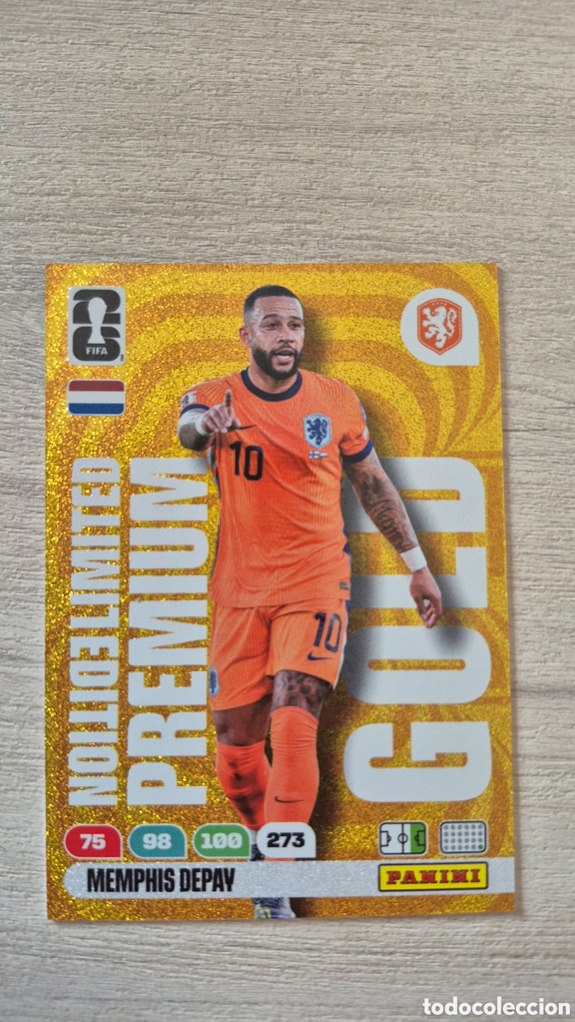 Cartes &agrave; collectionner de Football: Limited Edition Premium Gold Memphis Depay Adrenalyn FIFA World Cup 26