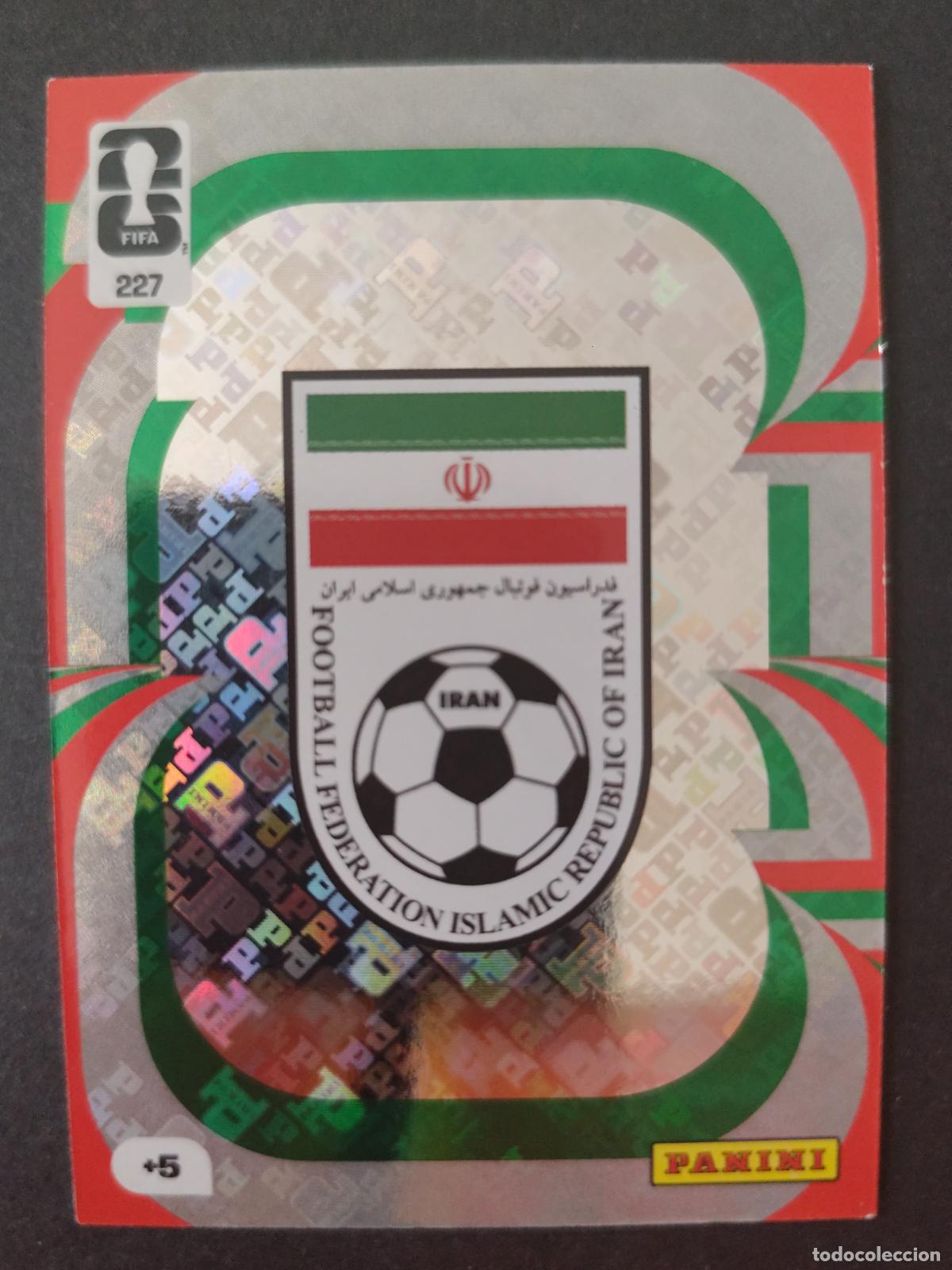 Fu&szlig;ball-Sticker: 227 ESCUDO IR&Aacute;N ADRENALYN MUNDIAL FIFA WORLD CUP 2026 PANINI