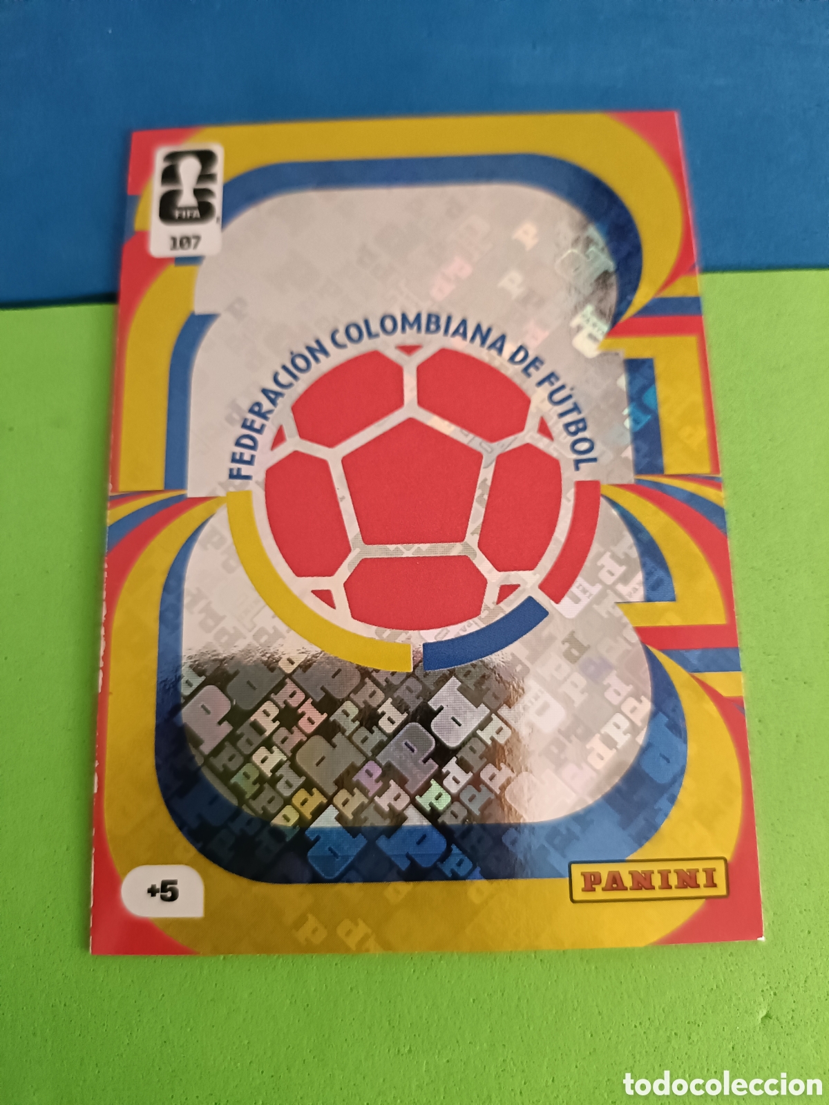 Figurine di Calcio: Adrenalyn XL Fifa World cup 2026 mundial - 107 Escudo Colombia