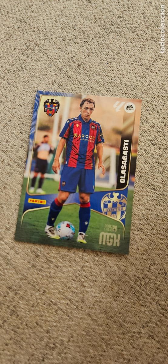 Cromos de F&uacute;tbol: levante olasagasti 210 megacracks 2025 2026 25 26 trading card