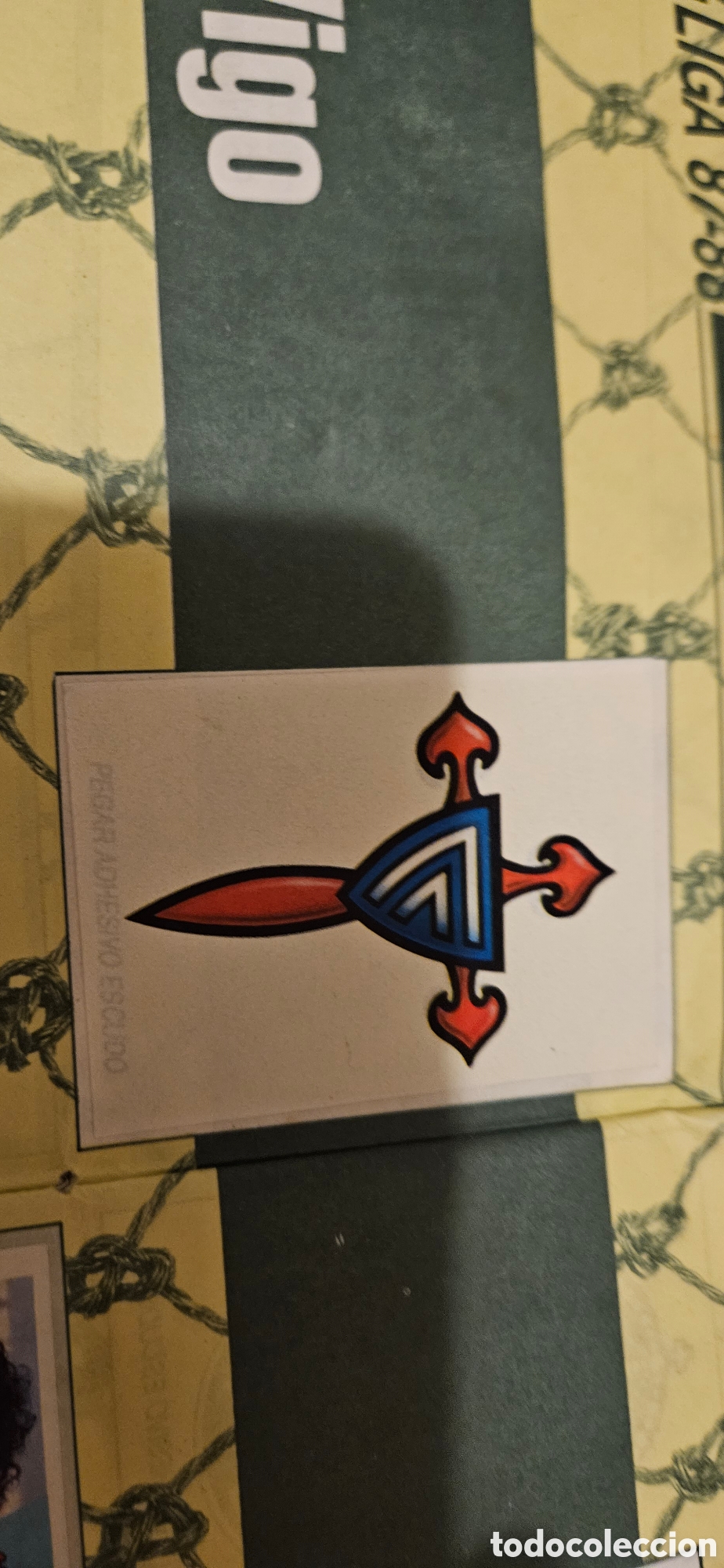 Cromos de F&uacute;tbol: Celta escudo 1987 1988 87 88 recortado