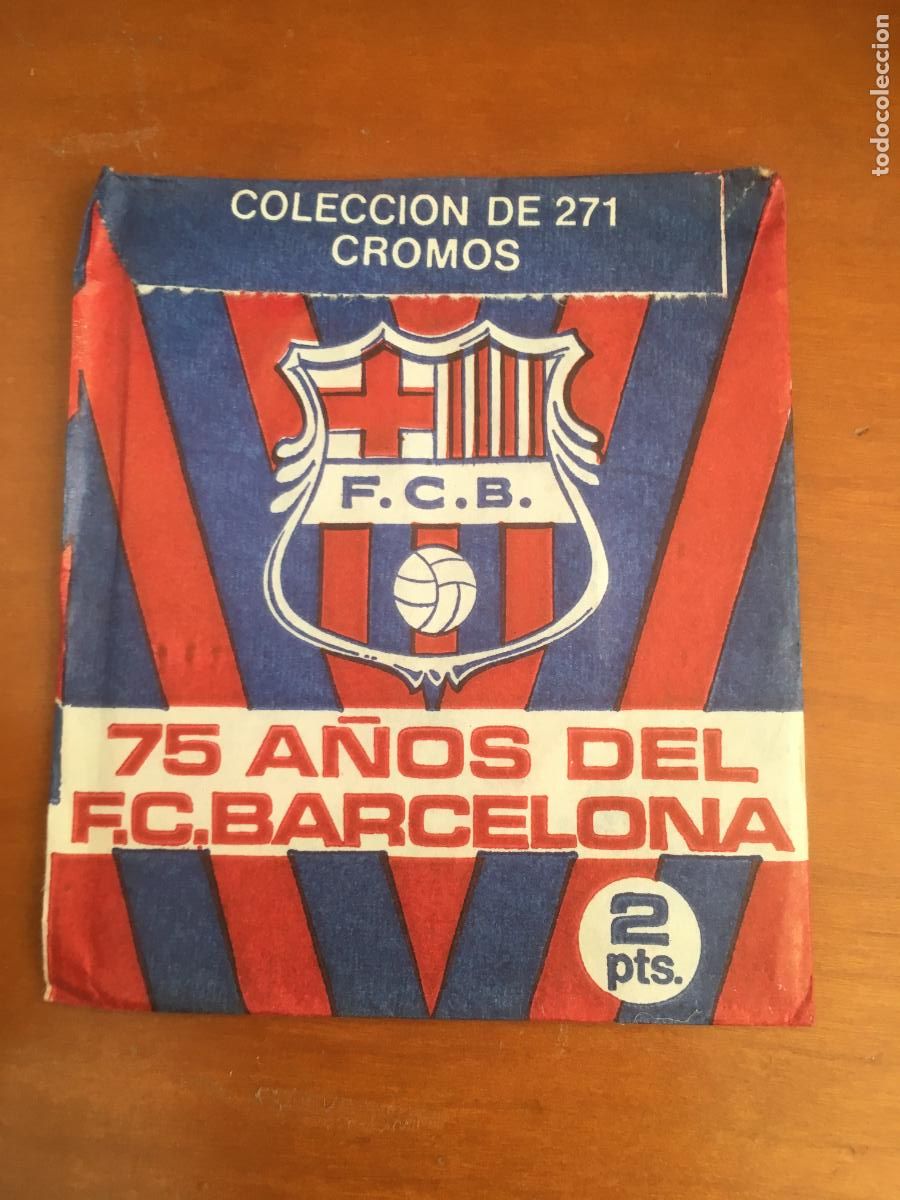 Cromos de F&uacute;tbol: 75 a&ntilde;os del futbol club barcelona sobre de cromos sin abrir cerrado