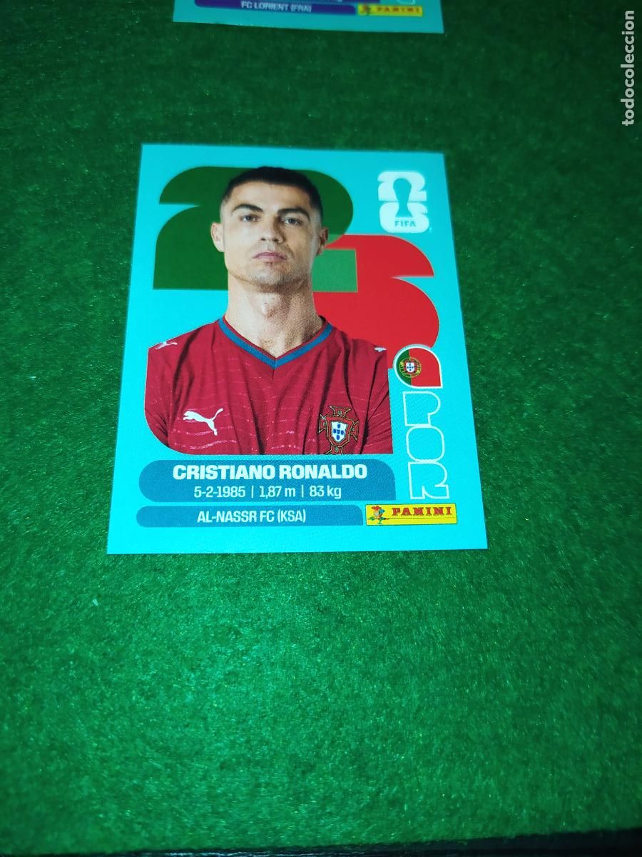 Cartes &agrave; collectionner de Football: OFFICIAL STICKER COLLECTION WORLD CUP - MUNDIAL 2026 - PORTUGAL N&ordm; 15 CRISTIANO RONALDO