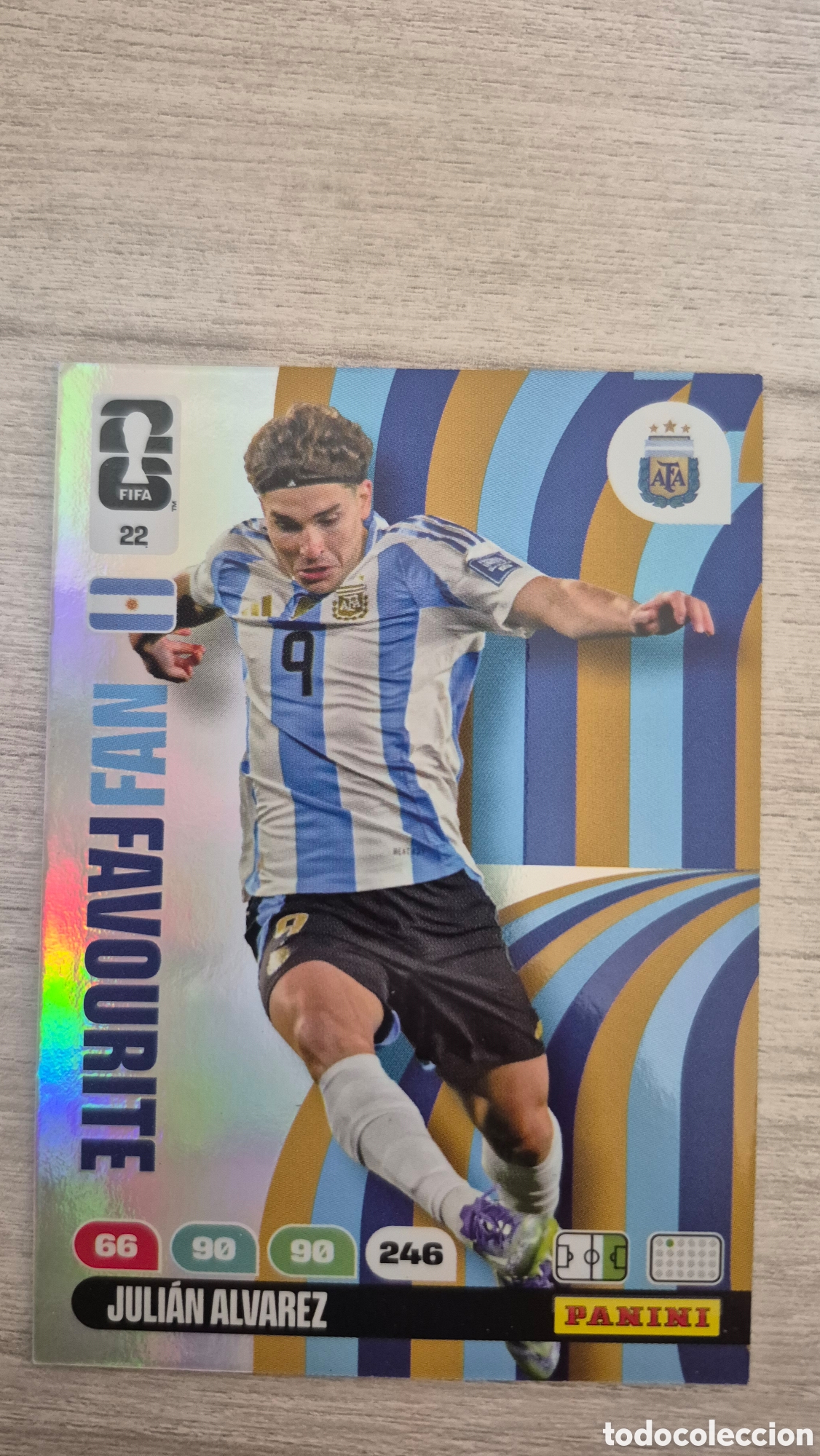 Fu&szlig;ball-Sticker: N&deg;22 Fan Favourite Argentina Julian &Aacute;lvarez Adrenalyn FIFA World Cup 26