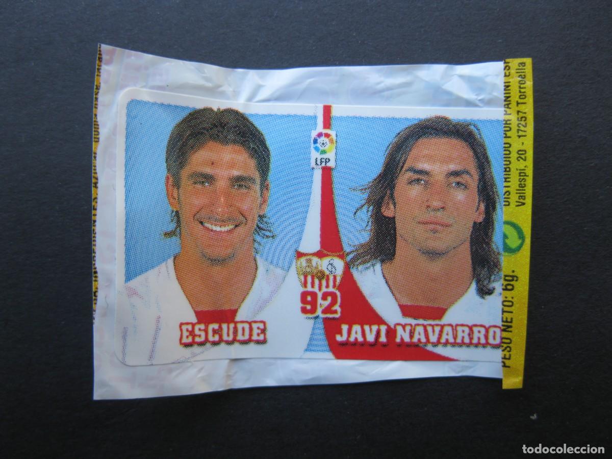 Cromos de F&uacute;tbol: ESCUD&Eacute; Y JAVI NAVARRO (SEVILLA F.C.) - CROMO N&ordm; 92 - &Aacute;LBUM CHICLE LIGA 2007-2008 - PANINI - 07-08.