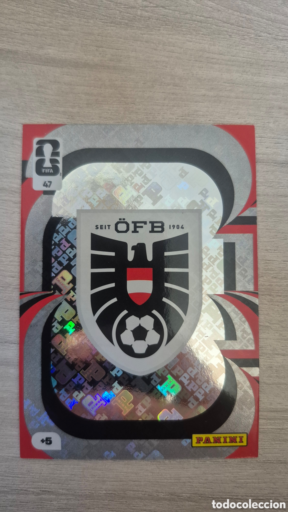 Cartes &agrave; collectionner de Football: N&deg;47 Escudo Austria Adrenalyn FIFA World Cup 26