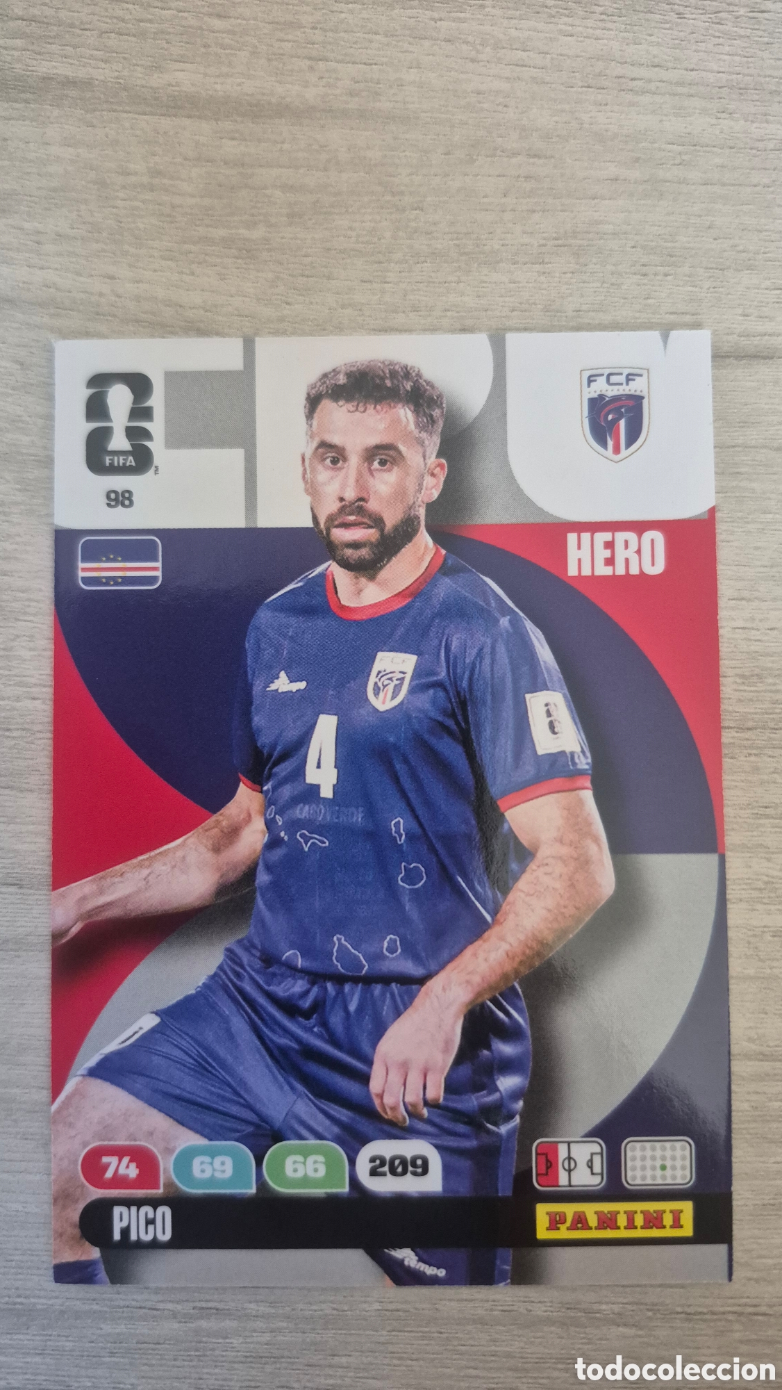 Cartes &agrave; collectionner de Football: N&deg;98 Cabo Verde Pico Adrenalyn FIFA World Cup 26