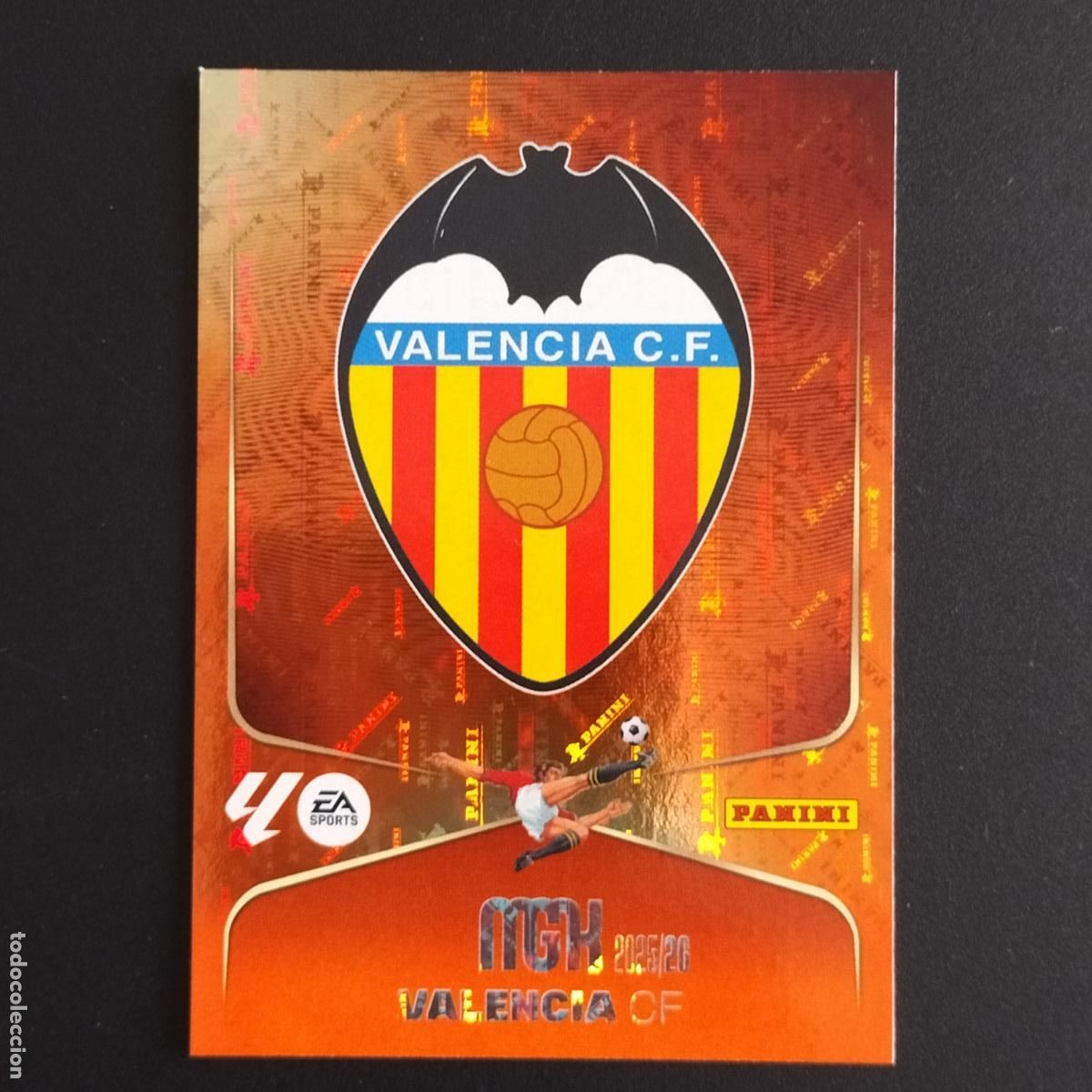 Cromos de F&uacute;tbol: MGK 343 ESCUDO VALENCIA CROMOS ALBUM MEGACRACKS LIGA FUTBOL 2025 2026 25 26