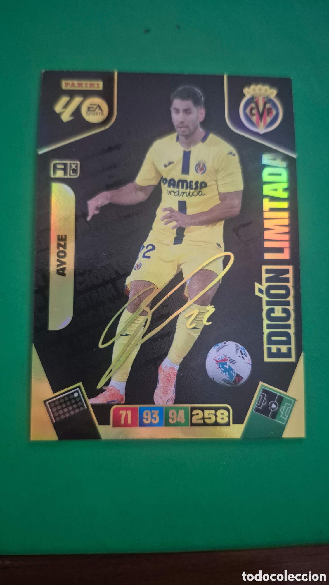 Cromos de F&uacute;tbol: Ayoze Edici&oacute;n Limitada Firmada Del Villarreal cromo adrenalyn XL 25-26 2025-2026