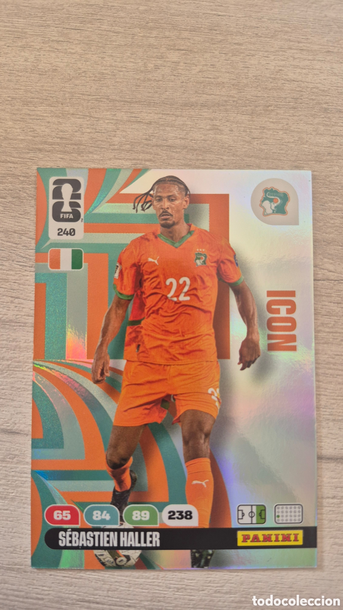 Fu&szlig;ball-Sticker: N&deg;240 Icon Costa de Marfil Sebastien Haller Adrenalyn FIFA World Cup 26