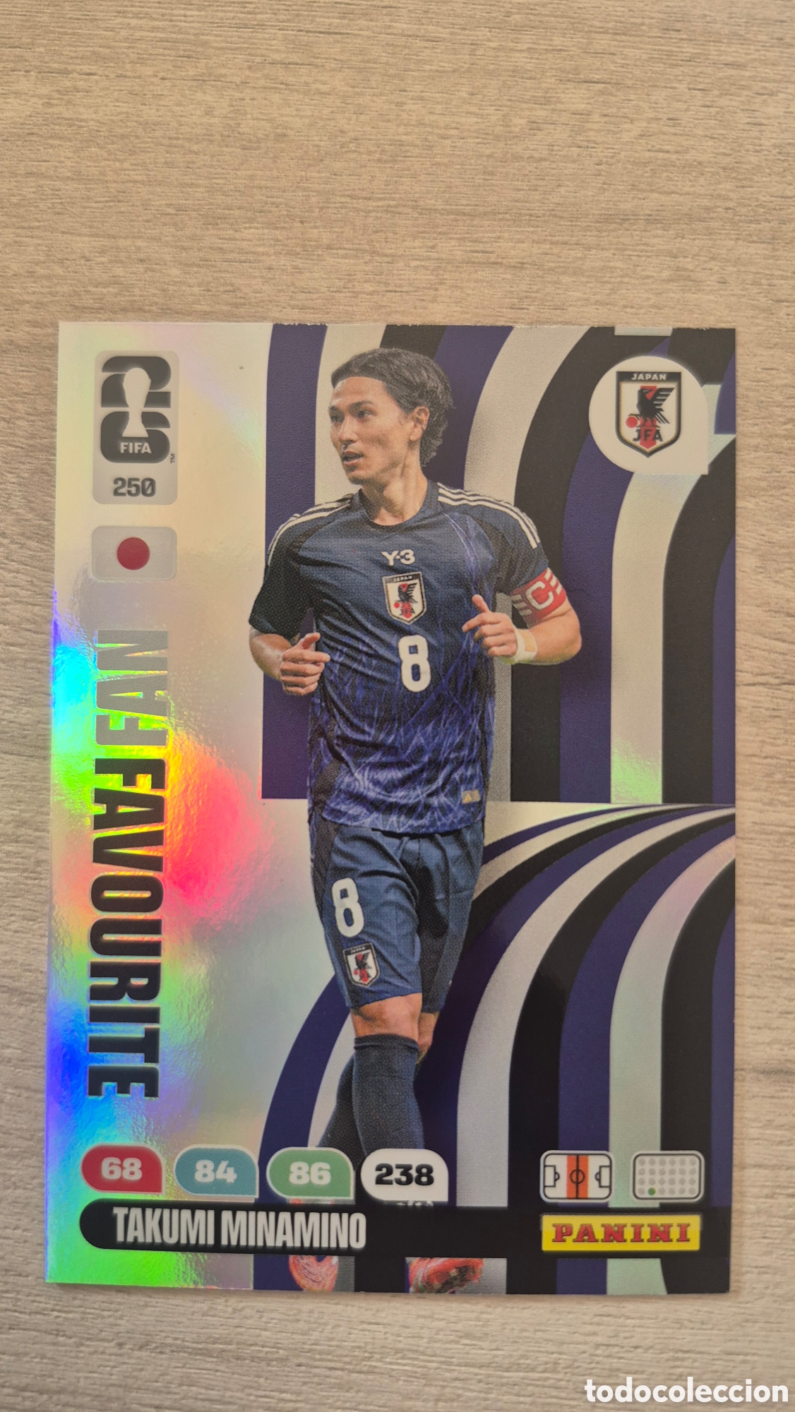 Cromos de F&uacute;tbol: N&deg;250 Fan Favourite Jap&oacute;n Takumi Minamino Adrenalyn FIFA World Cup 26