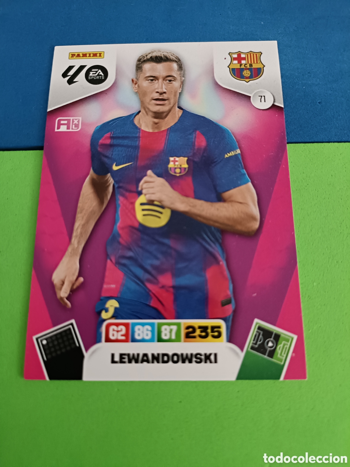 Football Stickers: ADRENALYN XL 2025 2026 25 26 Panini Liga - 71 Lewandowski Barcelona