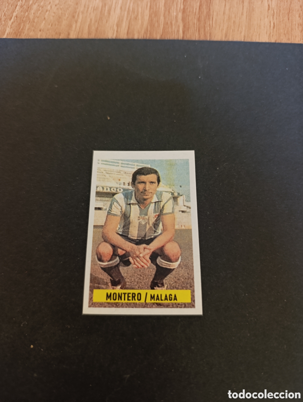 Football Stickers: Cromo Montero M&aacute;laga Liga Este 74 75, ampliaci&oacute;n de la colecci&oacute;n