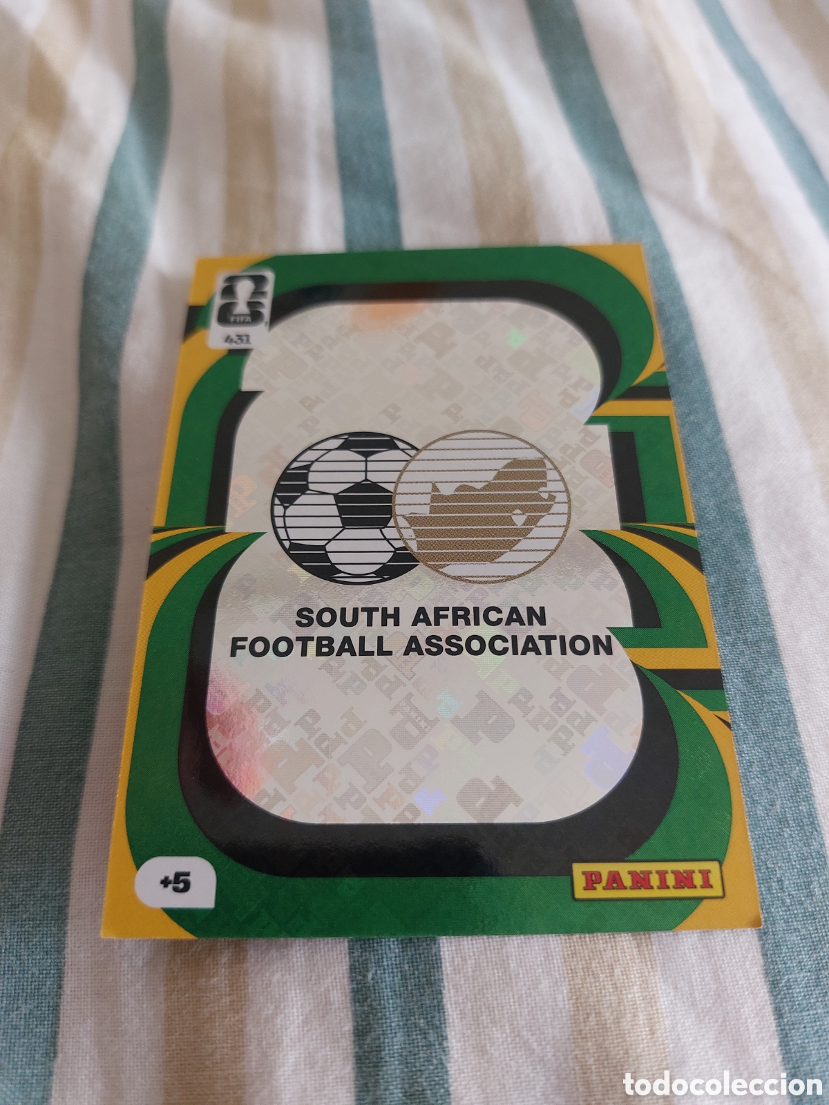 Cromos de F&uacute;tbol: 431 ESCUDO SOUTH AFRICA TEAM CREST PANINI ADRENALYN FIFA WORLD CUP 26 2026