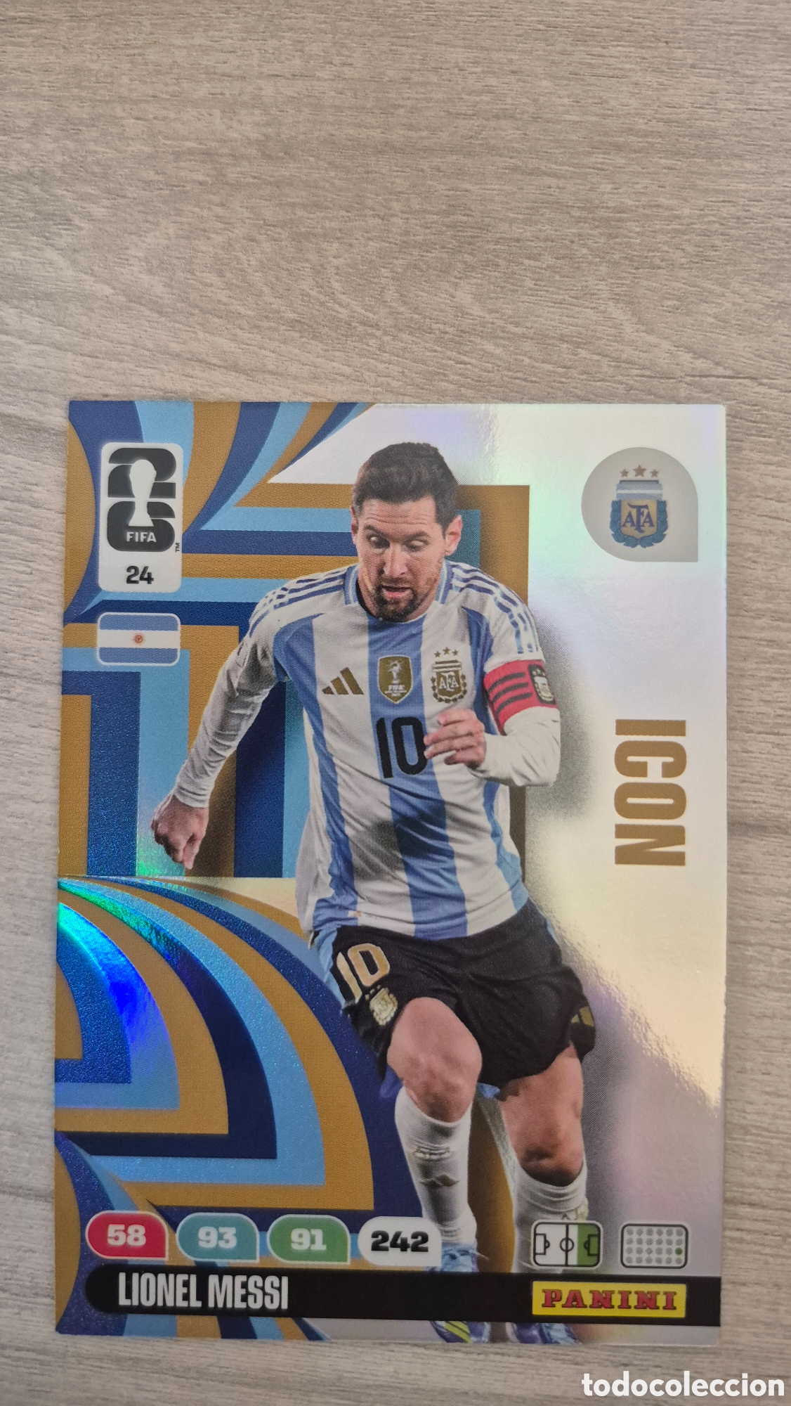 Fu&szlig;ball-Sticker: N&deg;24 Icon Argentina Lionel Messi Adrenalyn FIFA World Cup 26