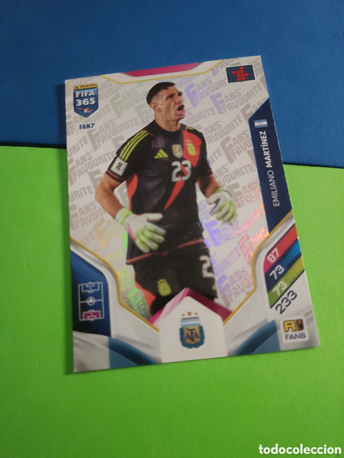 Cromos de F&uacute;tbol: PANINI Adrenalyn XL FIFA 365 2025 2026 25 26 - Fans Fauvorite FAN 7 Dibu Mart&iacute;nez Emiliano