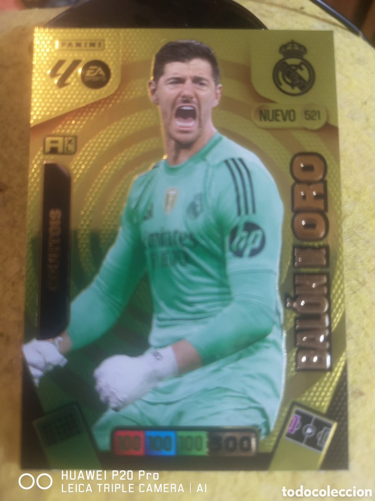 Cromos de F&uacute;tbol: ADRENALYN 2025 2026 COURTOIS NUEVO BALON DE ORO 521 REAL MADRID