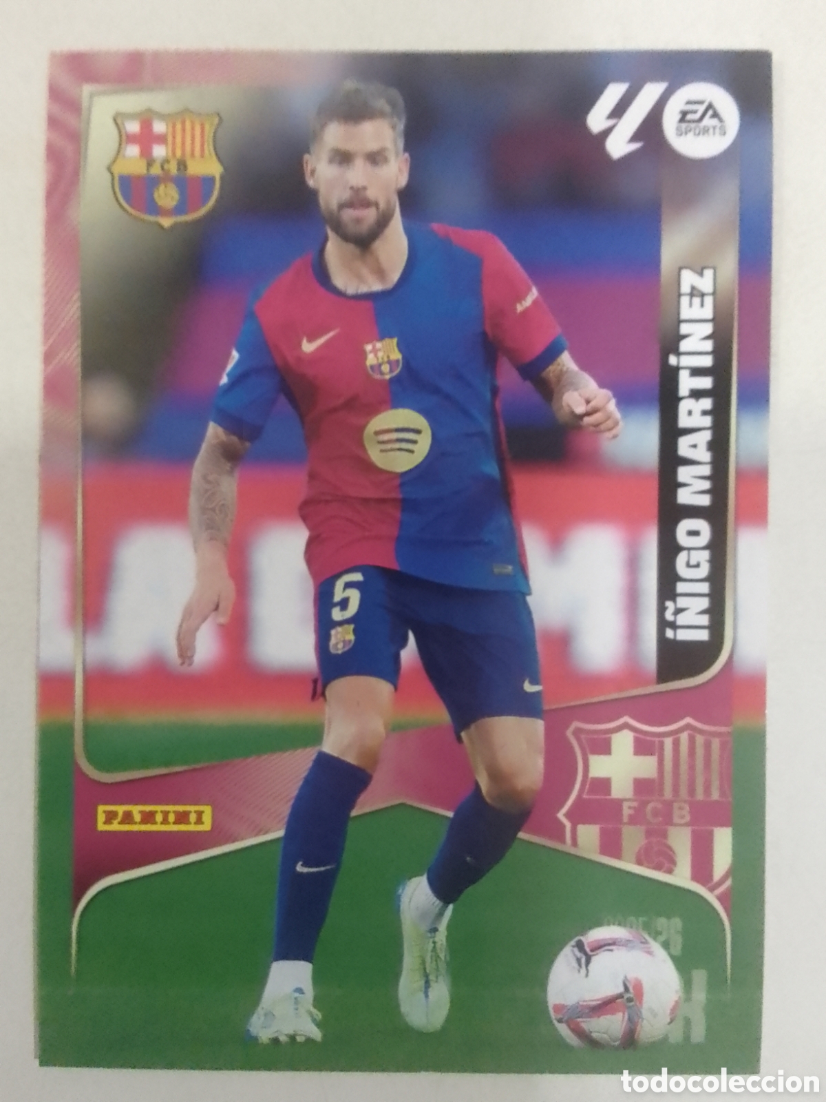 Fu&szlig;ball-Sticker: Megacracks 2025/26 n&deg; 79 &Iacute;&ntilde;igo Mart&iacute;nez &bull; Barcelona.