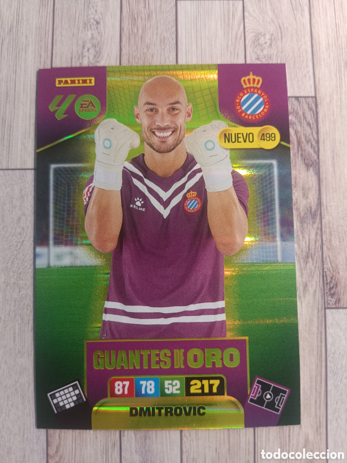 Fu&szlig;ball-Sticker: 499 DIMITROVIC ESPA&Ntilde;OL ESPANYOL NUEVO GUANTE ORO ADRENALYN XL LIGA 2025 2026 PANINI 25 26