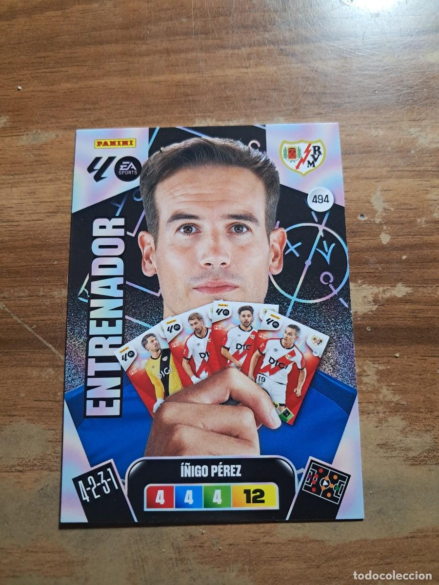 Figurine di Calcio: CROMO COLECCIONES ESTE TEMPORADA 25/26: ENTRENADOR &Iacute;&Ntilde;IGO P&Eacute;REZ (RAYO), N&deg; 484