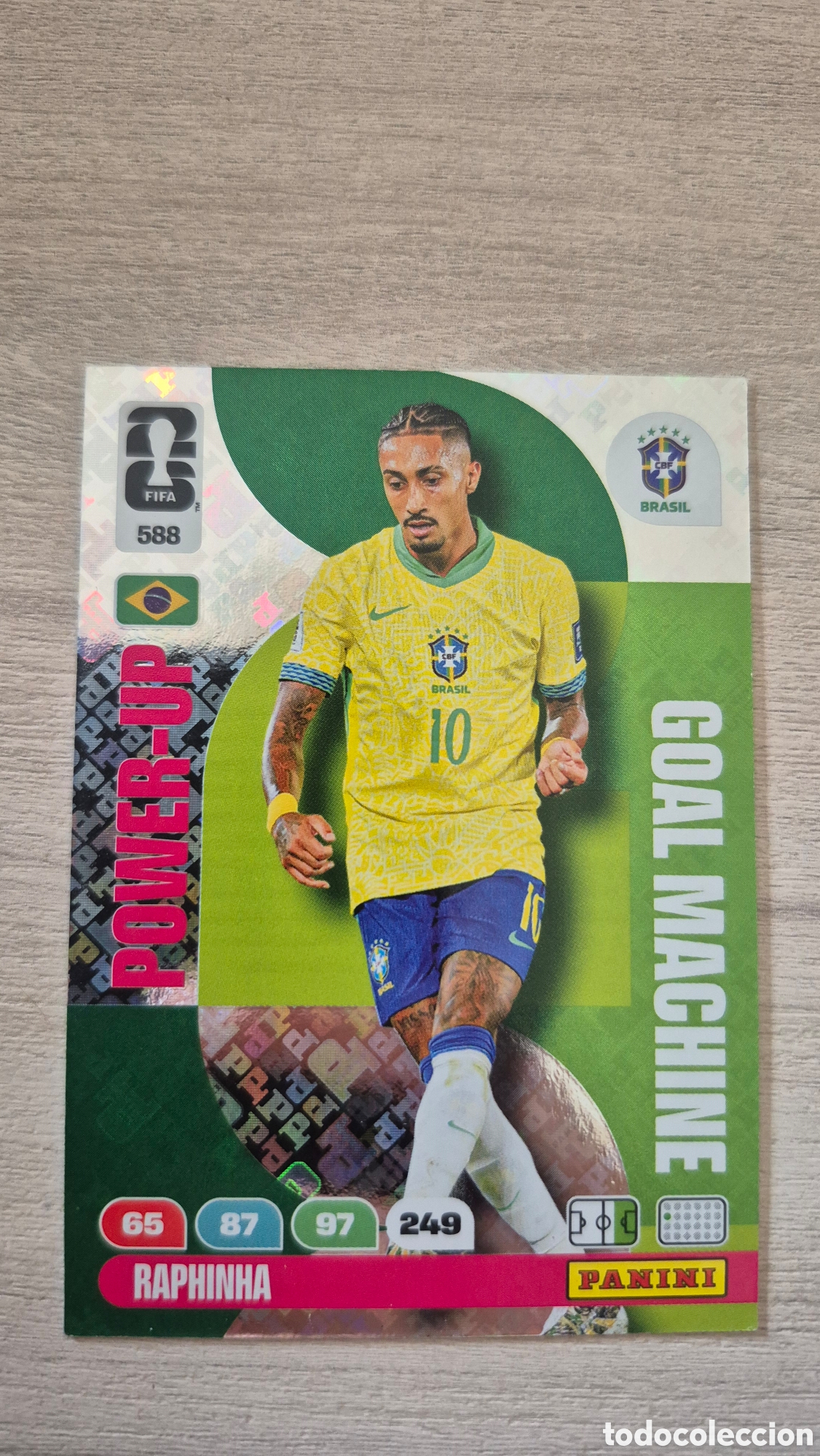 Cromos de Futebol: N&deg;588 Power-Up Goal Machine Raphina Adrenalyn FIFA World Cup 2026