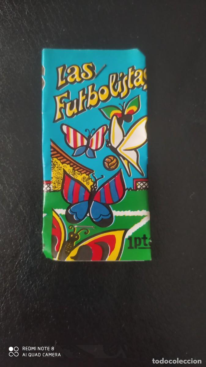 Cromos de F&uacute;tbol: SOBRE SIN ABRIR LAS FUTBOLISTAS CON CHAPAS EQUIPOS DE FUTBOL - N1