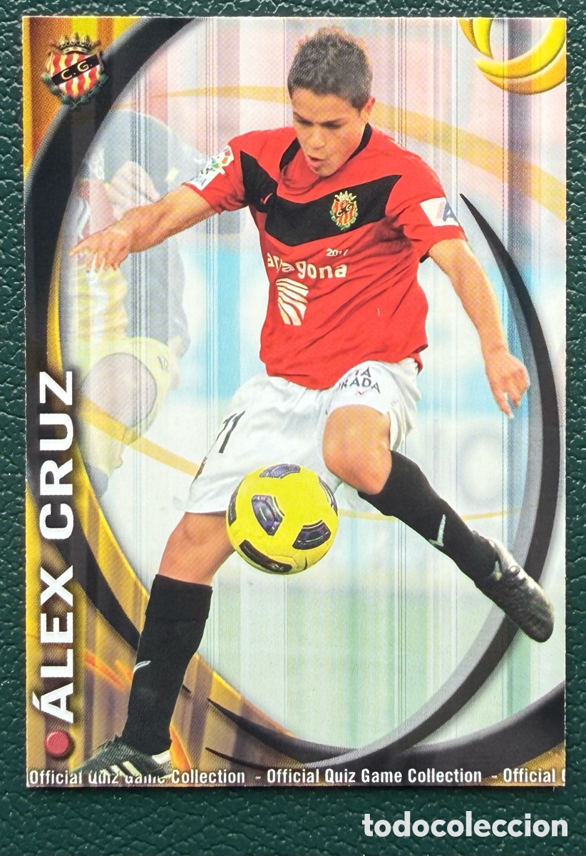 Figurine di Calcio: 1079 ALEX CRUZ GIMNASTIC DE TARRAGONA FICHAS ALBUM MUNDICROMO 2010 2011 10 11