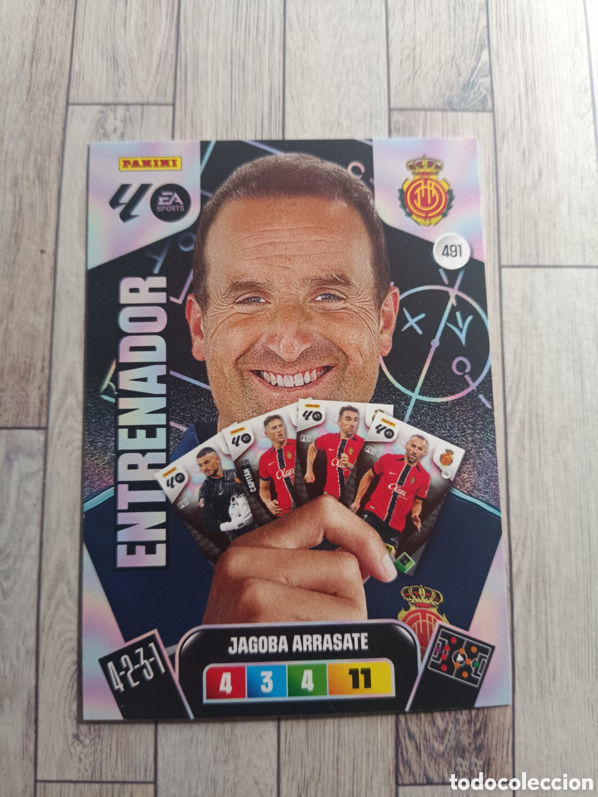 Fu&szlig;ball-Sticker: 491 ARRASATE ENTRENADOR MALLORCA ADRENALYN XL 2025 2026 PANINI 25 26