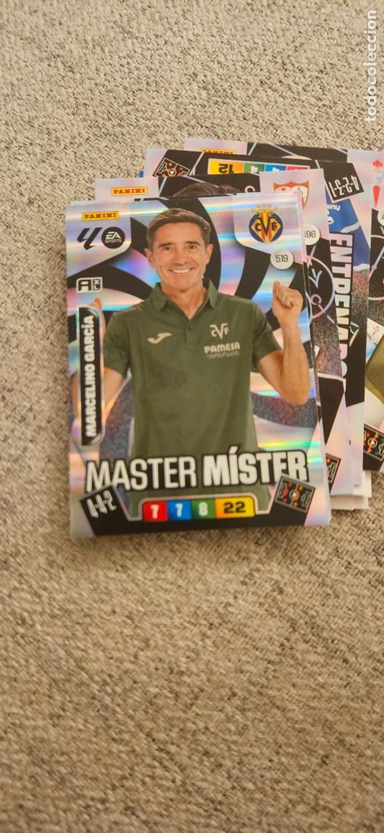 Fu&szlig;ball-Sticker: adrenalyn 519 master mister villarreal entrenador 2025 2026 25 26 trading card