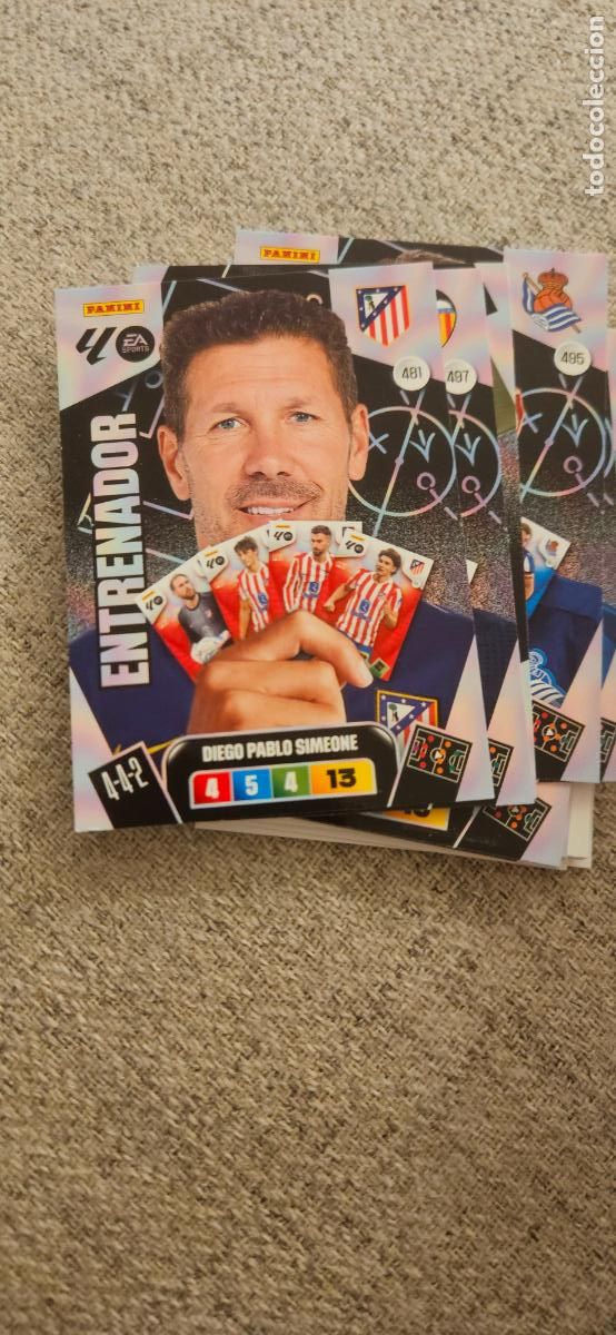 Fu&szlig;ball-Sticker: adrenalyn 481 entrenador atletico de madrid simeone 2025 2026 25 26 trading card