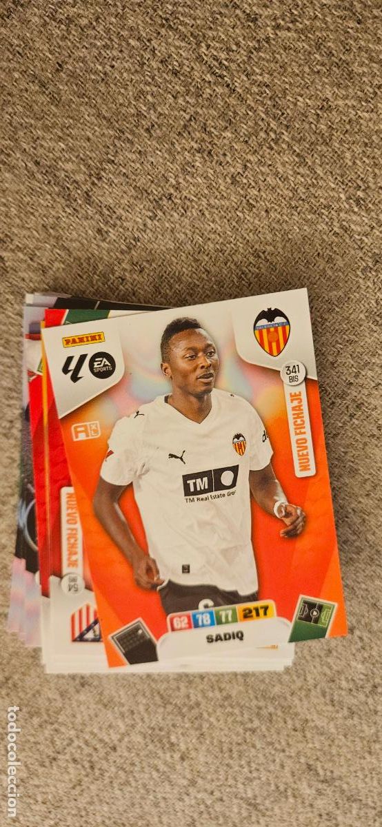 Football Stickers: adrenalyn 341 bis sadiq valencia 2025 2026 25 26 trading card