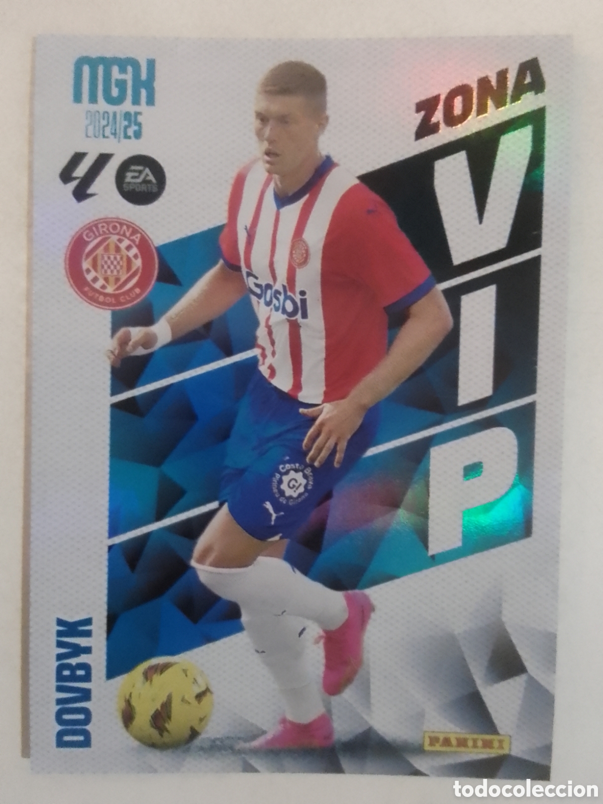 Fu&szlig;ball-Sticker: Megacracks 2024-25 n&deg; 393 Dovbyk &bull; Girona. ZONA VIP.