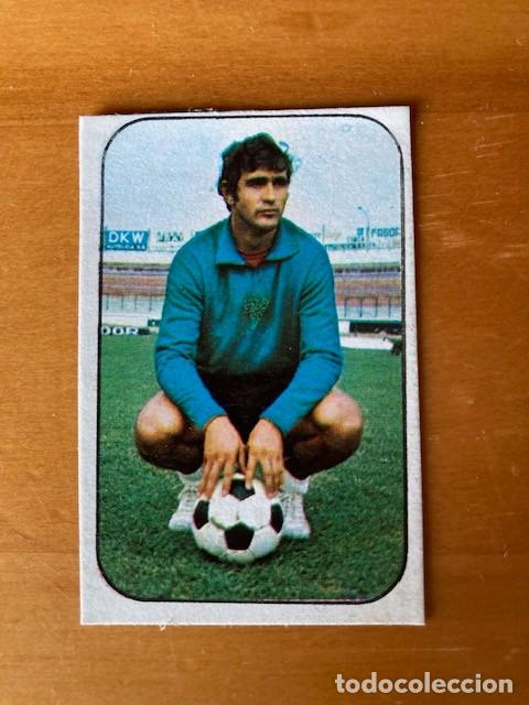Cromos de F&uacute;tbol: CORRAL MALAGA FICHAJE N&ordm; 16 76-77 ESTE RECUPERADO