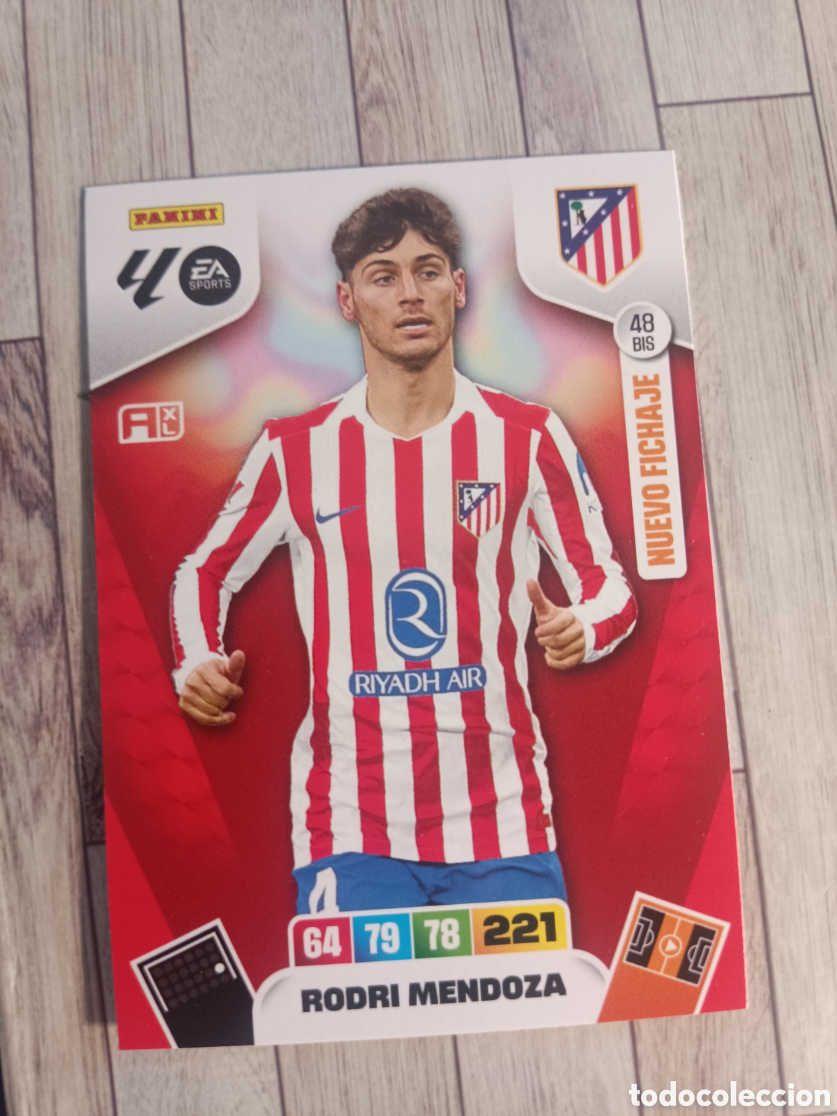 Cartes &agrave; collectionner de Football: 48 BIS RODRI MENDOZA ATLETICO DE MADRID NUEVO FICHAJE ADRENALYN XL 2025 2026 PANINI 25 26