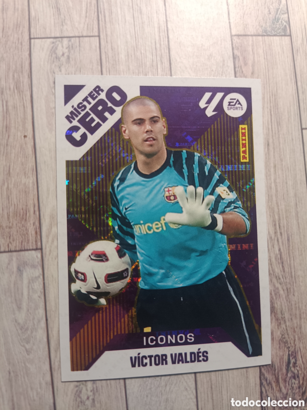 Cromos de F&uacute;tbol: 16 VICTOR VALDES ICONOS MISTER CERO BARCELONA LIGA ESTE 2025 2026 PANINI 25 26 SIN PEGADO