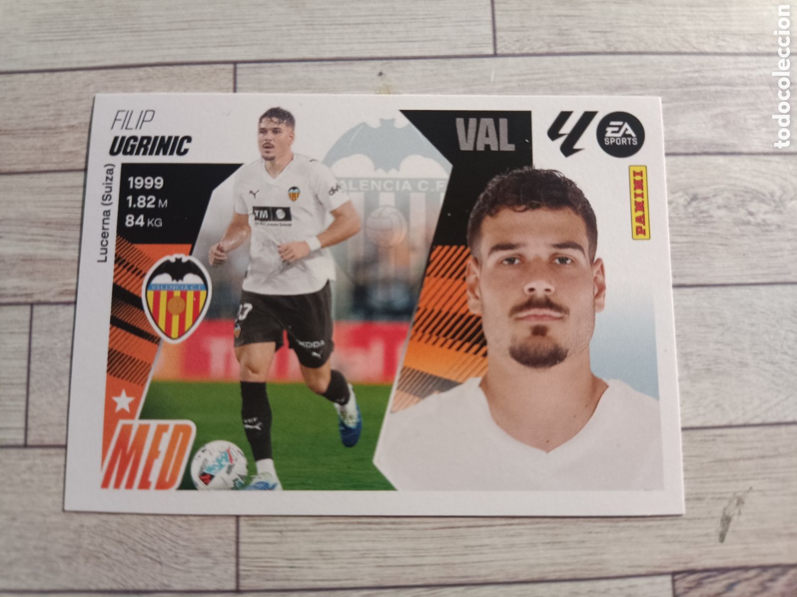 Cromos de F&uacute;tbol: 37 FILIP UGRINIC VALENCIA ULTIMOS FICHAJES LIGA ESTE 2025 2026 PANINI 25 26 SIN PEGAR