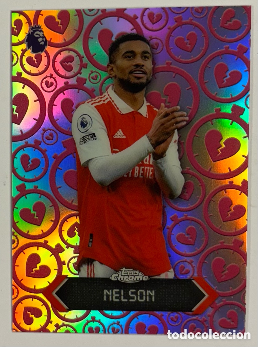 Cromos de F&uacute;tbol: REISS NELSON (ARSENAL) STOPPAGE TIME HEARTBREAKER. CARTA REFRACTOR TOPPS PREMIER LEAGUE 25/26. STH-5