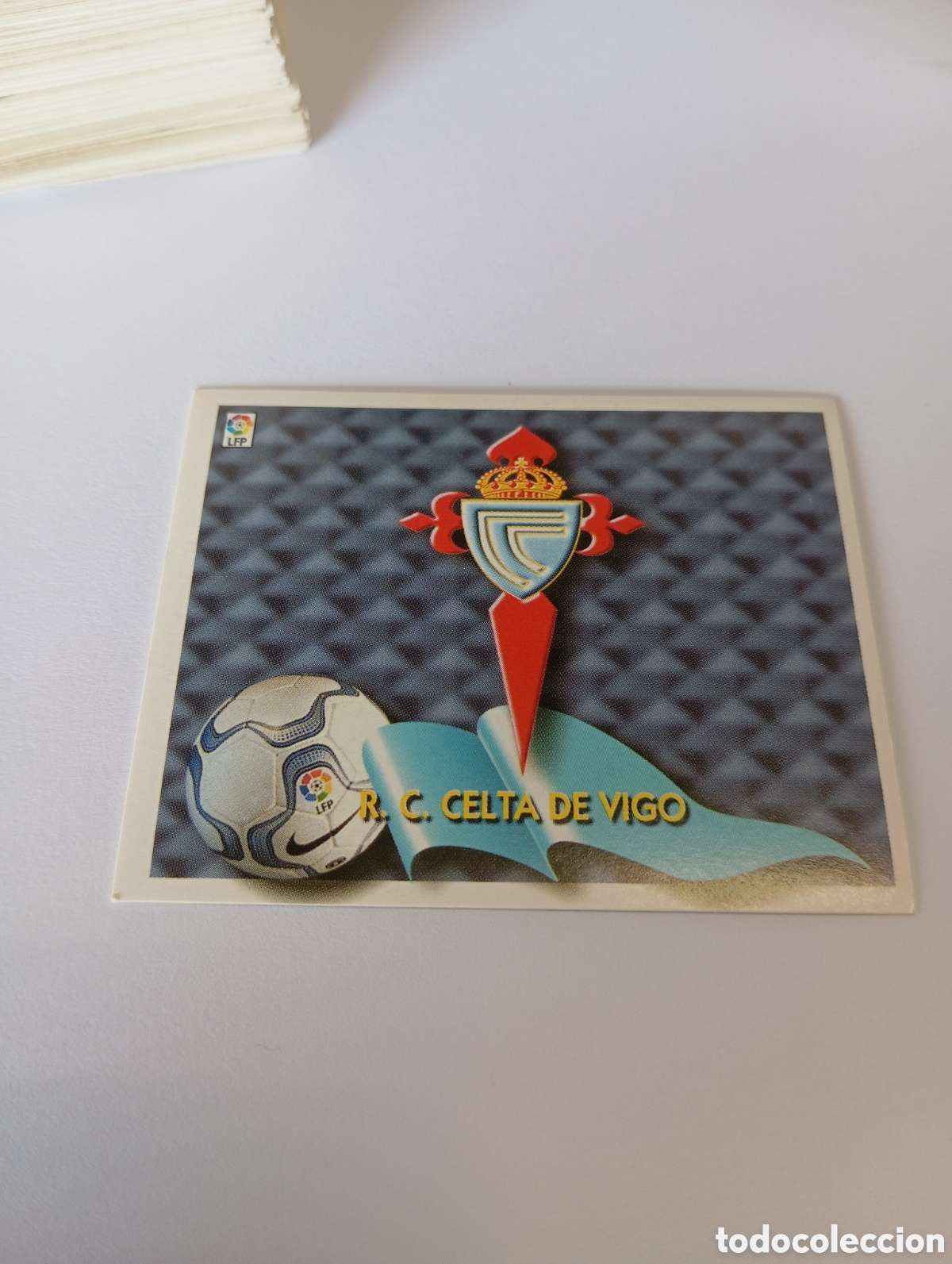 Cromos de F&uacute;tbol: ESCUDO Celta LIGA ESTE 2000 2001 PANINI 00 01 NUEVO SIN PEGAR