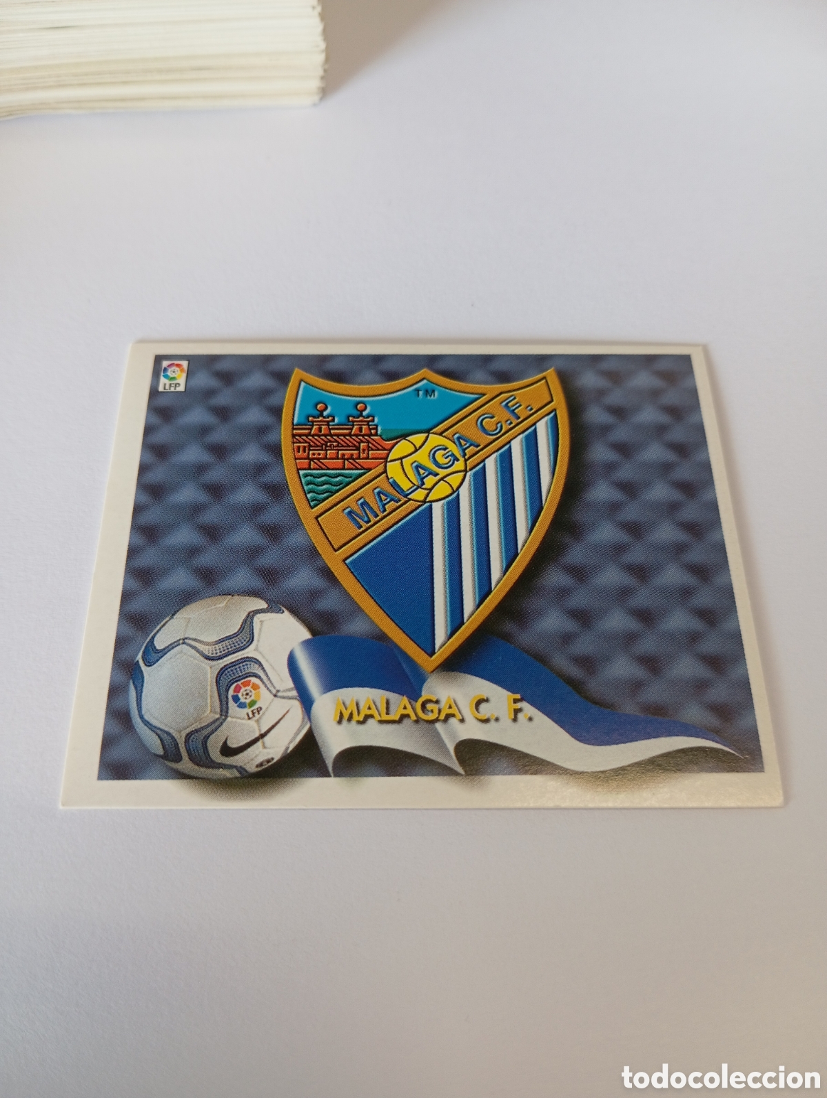 Football Stickers: ESCUDO M&aacute;laga LIGA ESTE 2000 2001 PANINI 00 01 NUEVO SIN PEGAR